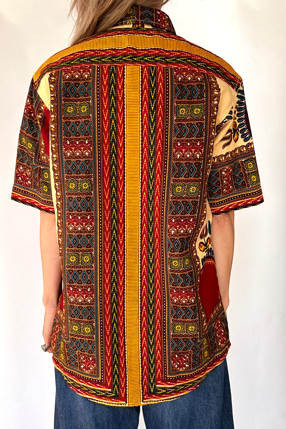 Vintage Dashiki shirt jaren 70 achterkant etnisch patroon detail