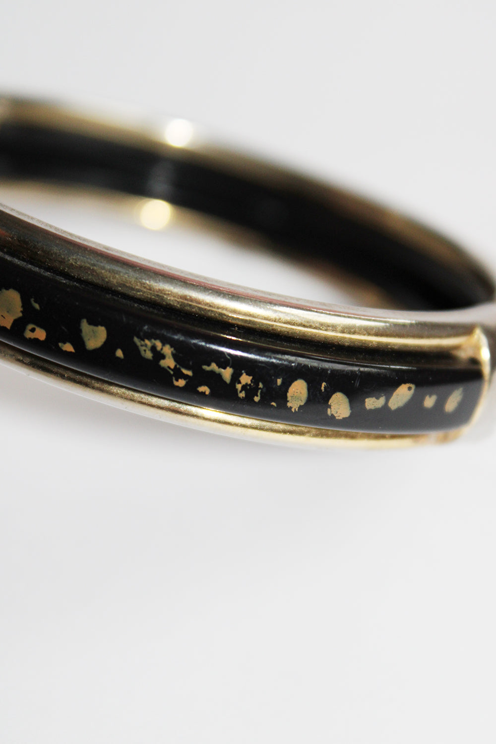 Vintage 70s metalen armband met bakeliet