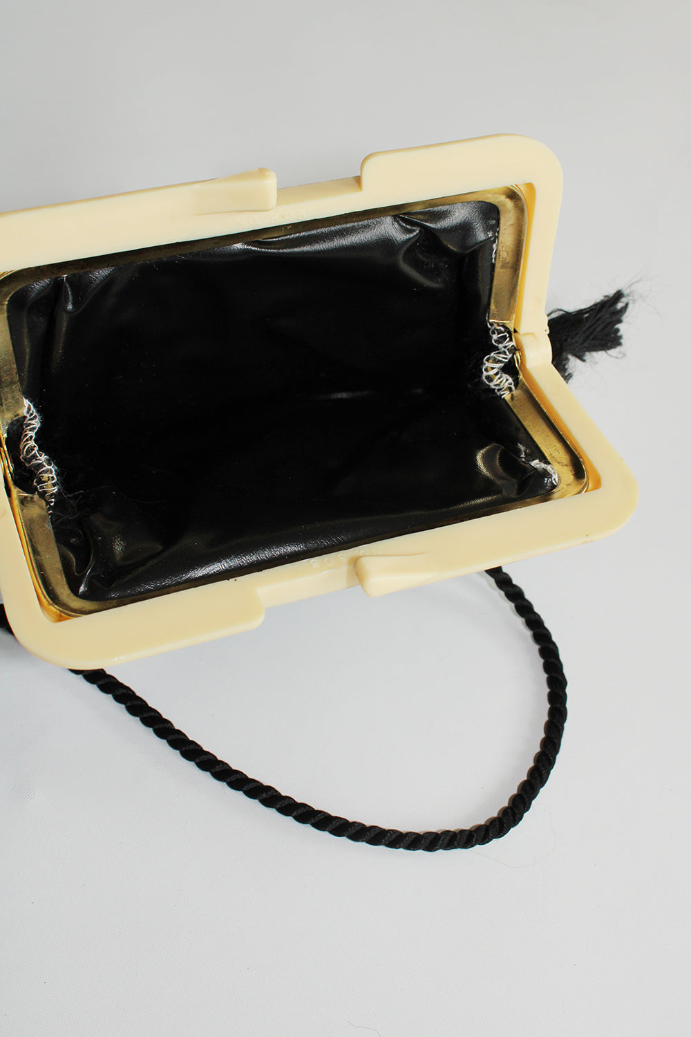 Vintage 70s patchwork tasje met knipsluiting