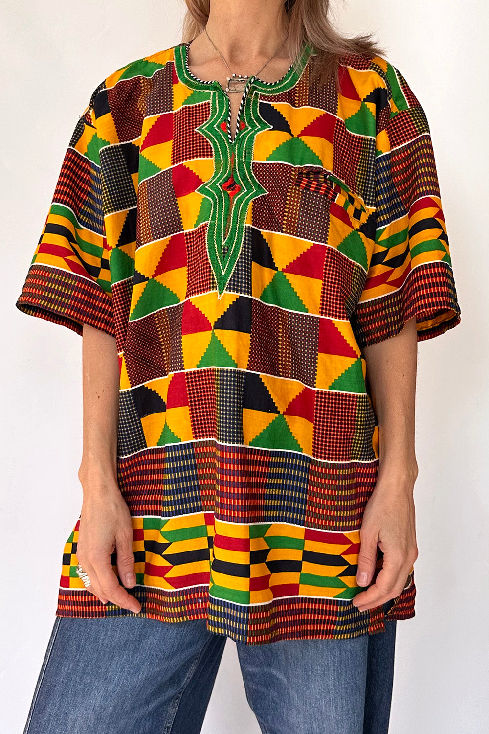 Vintage Afrikaanse batik tuniek handgemaakt uniek patroon voorkant