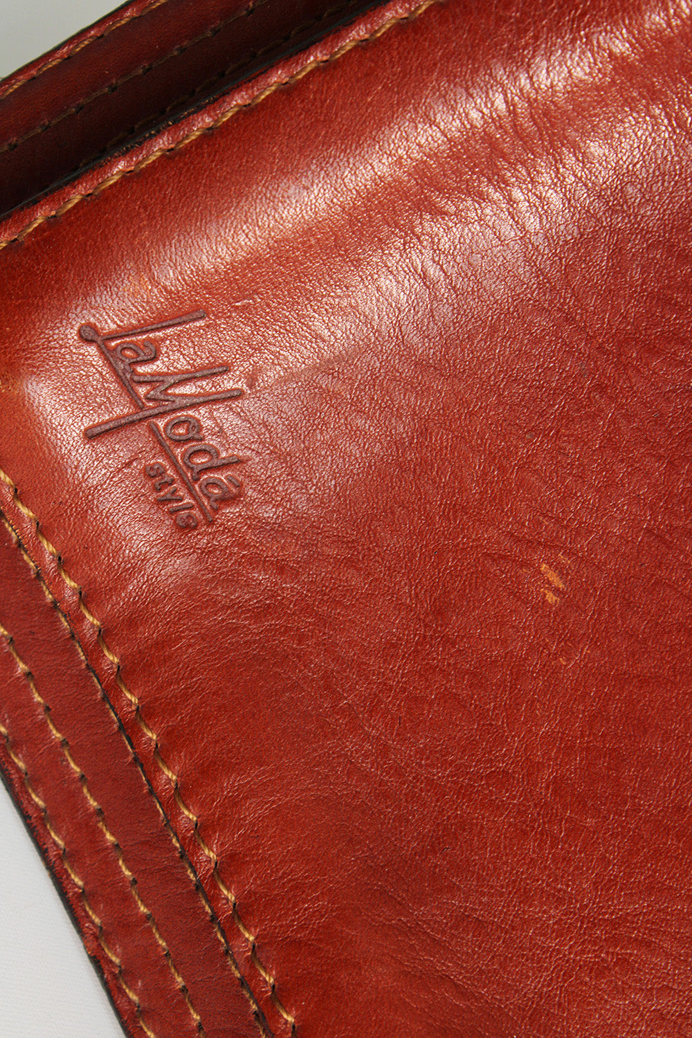 Vintage La Moda Aktetas