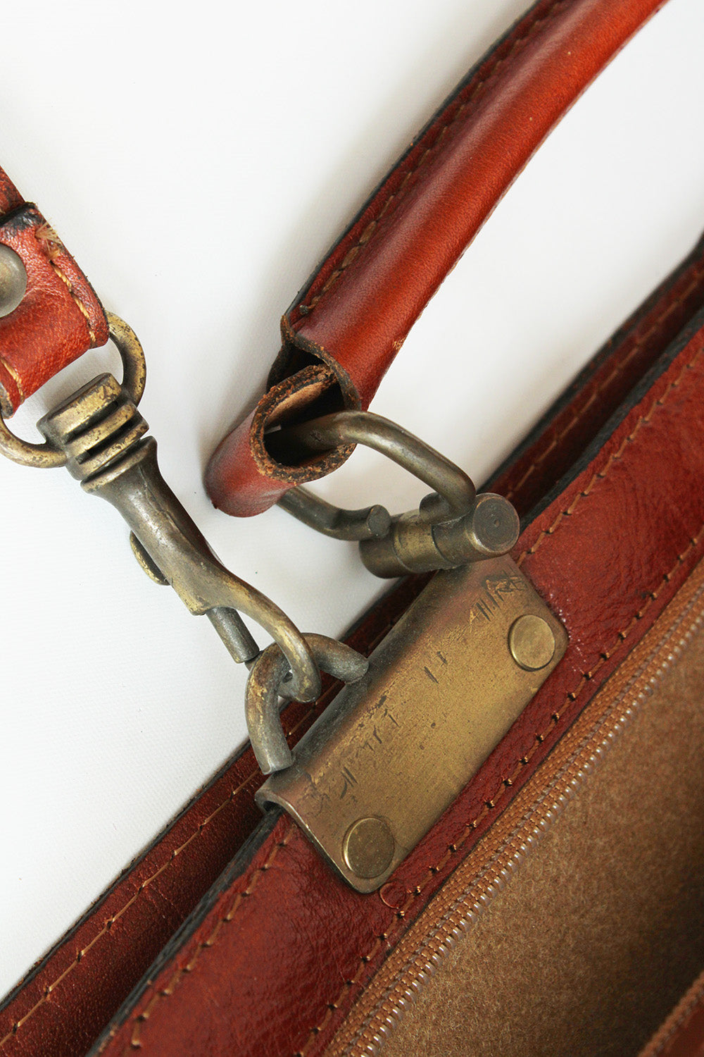 Vintage La Moda Aktetas