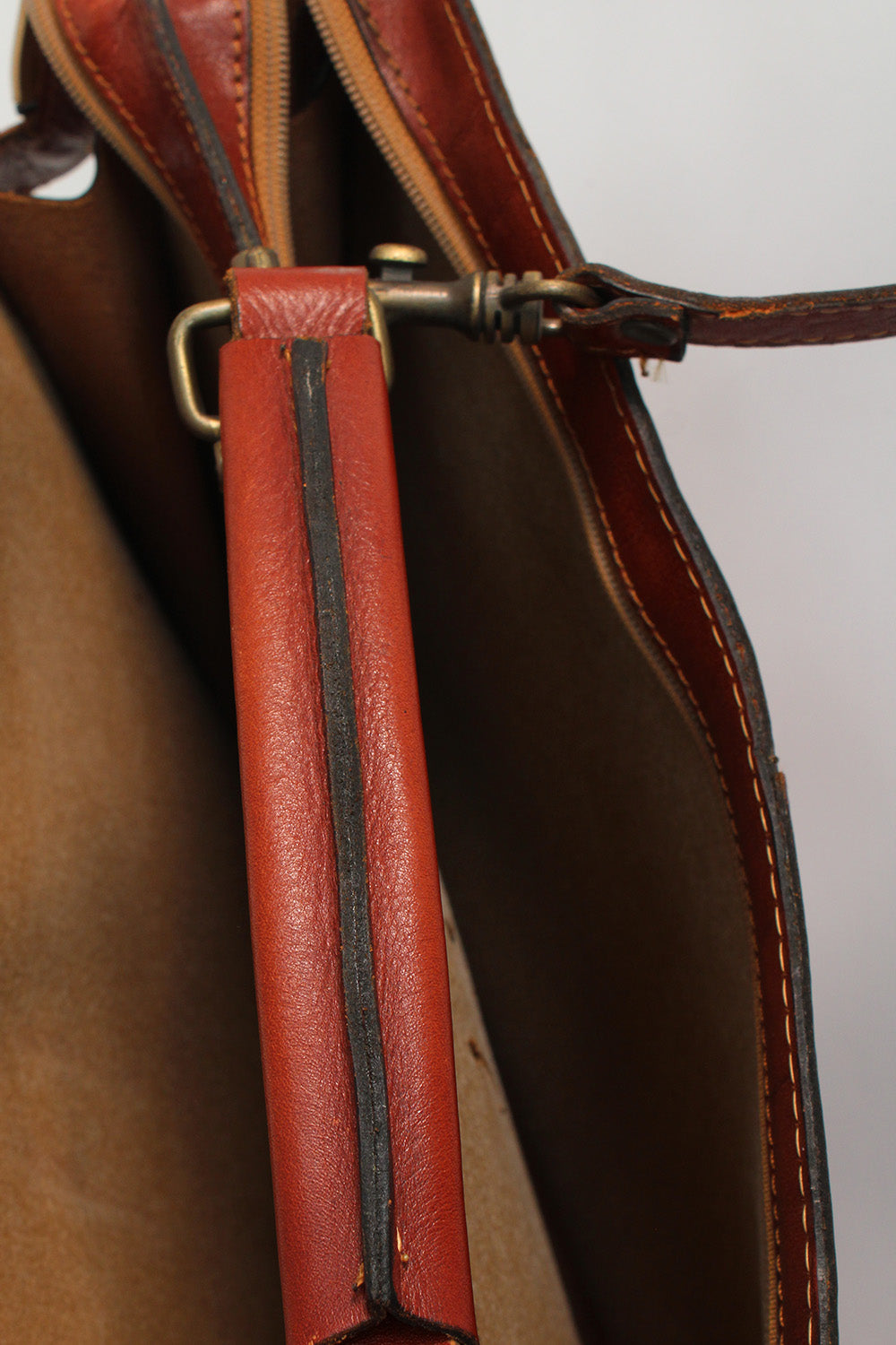 Vintage La Moda Aktetas