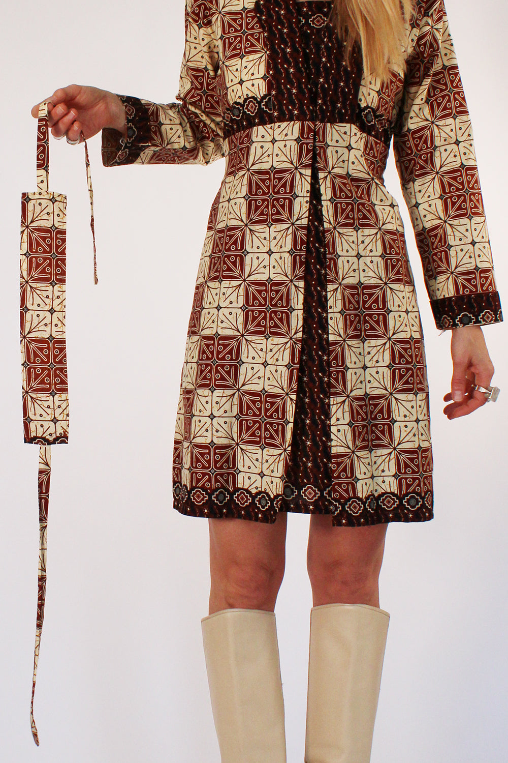  Vintage handgemaakte batik mini jurk creme-bruin-zwart-okergeel - katoenen jurk met bijpassend ceintuur