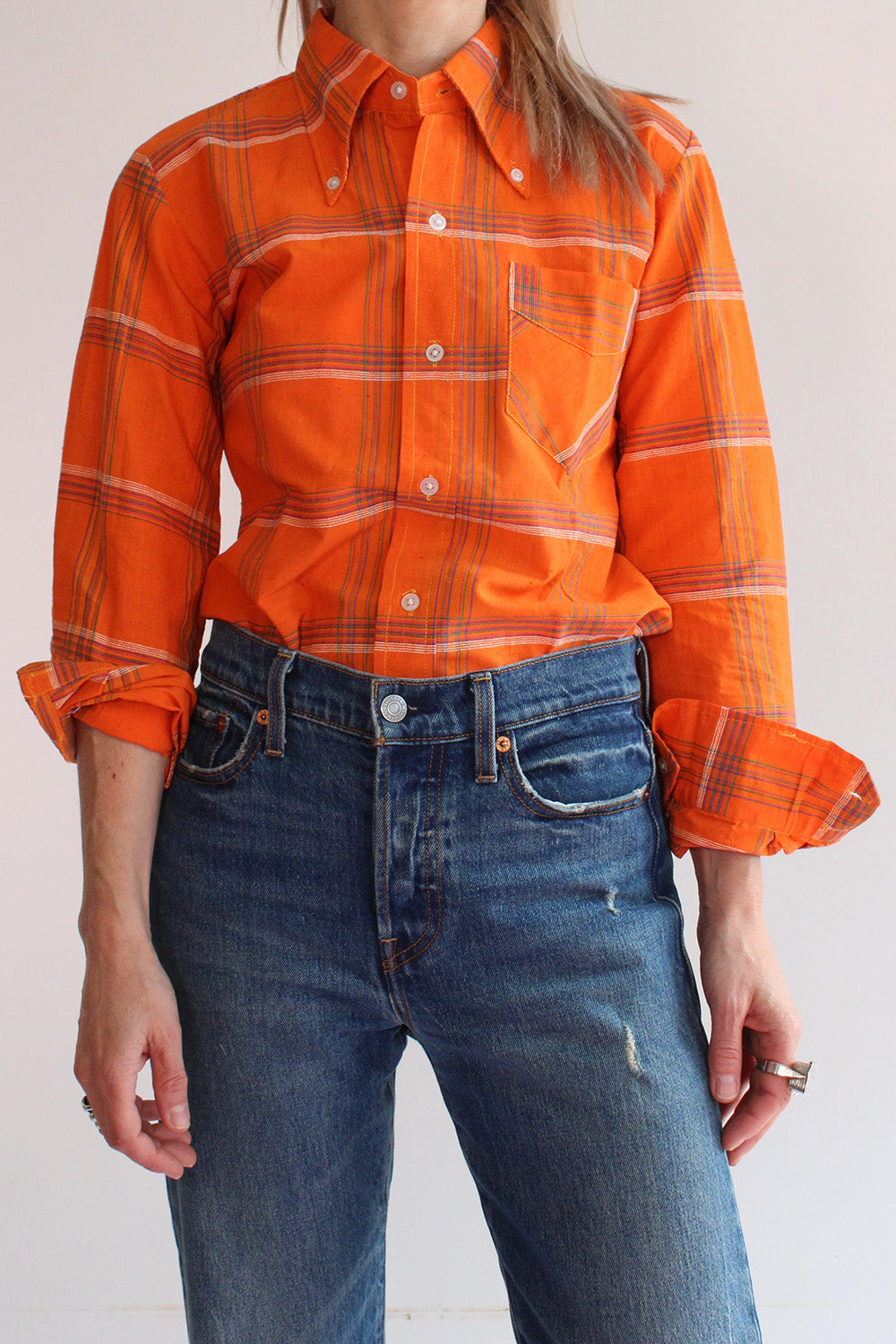 Vintage jaren 70 deadstock India blouse met puntkraag - handgeweven oranje katoenen getailleerd shirt