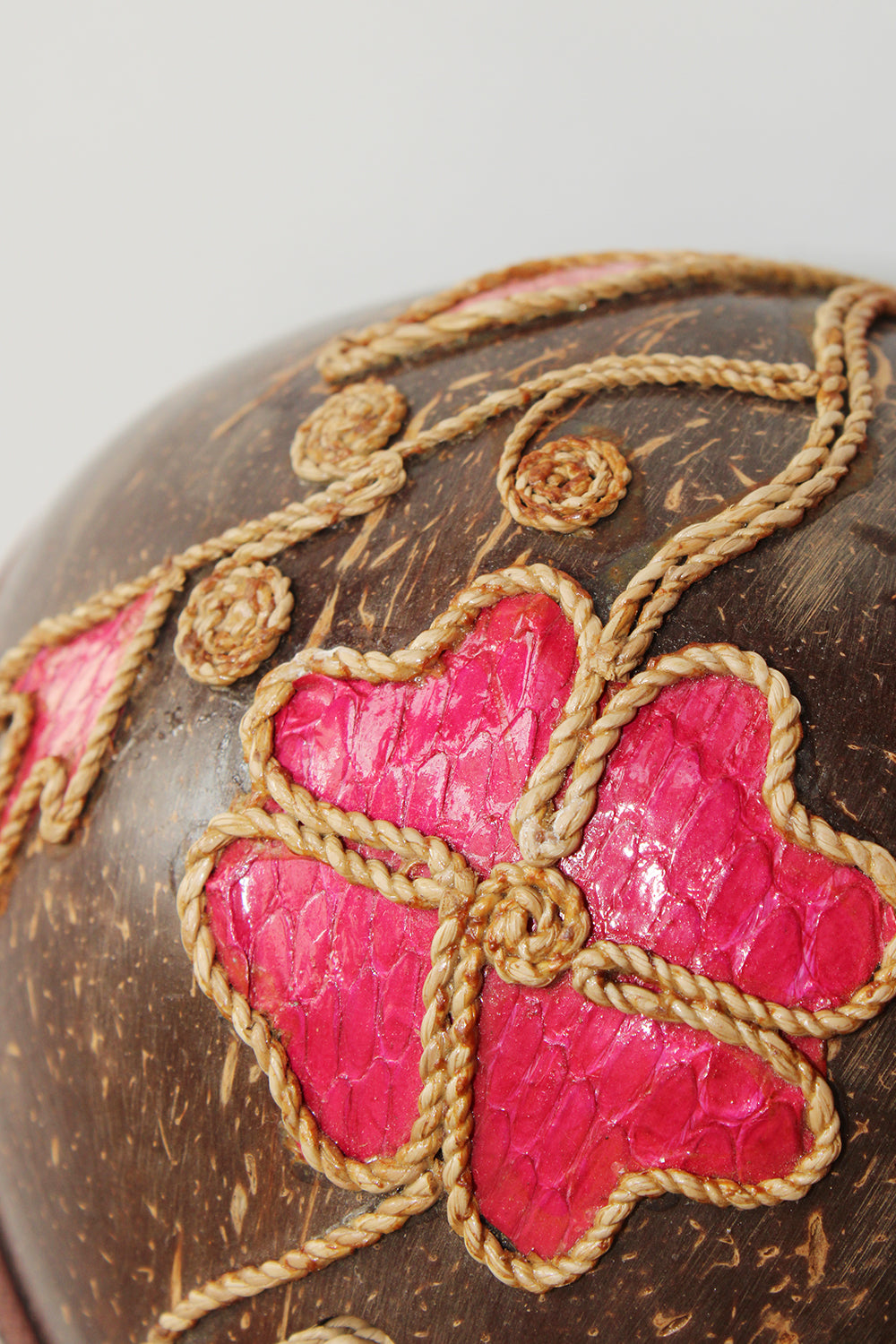 Vintage coconut crossbody