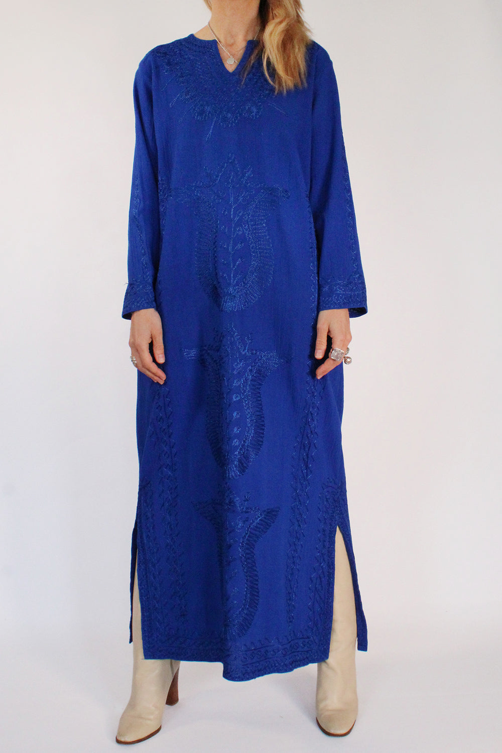 Vintage geborduurde kaftan voor dames, lange kaftan jurk met rijk borduurwerk en authentieke vintage uitstraling