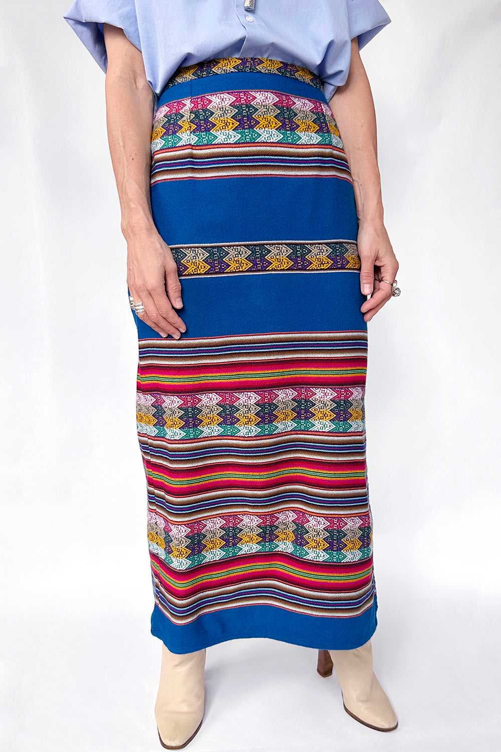 Vintage jaren 70 handgemaakte geweven ethnic rok blauw-multi - acryl rok met grote split maat 36-38