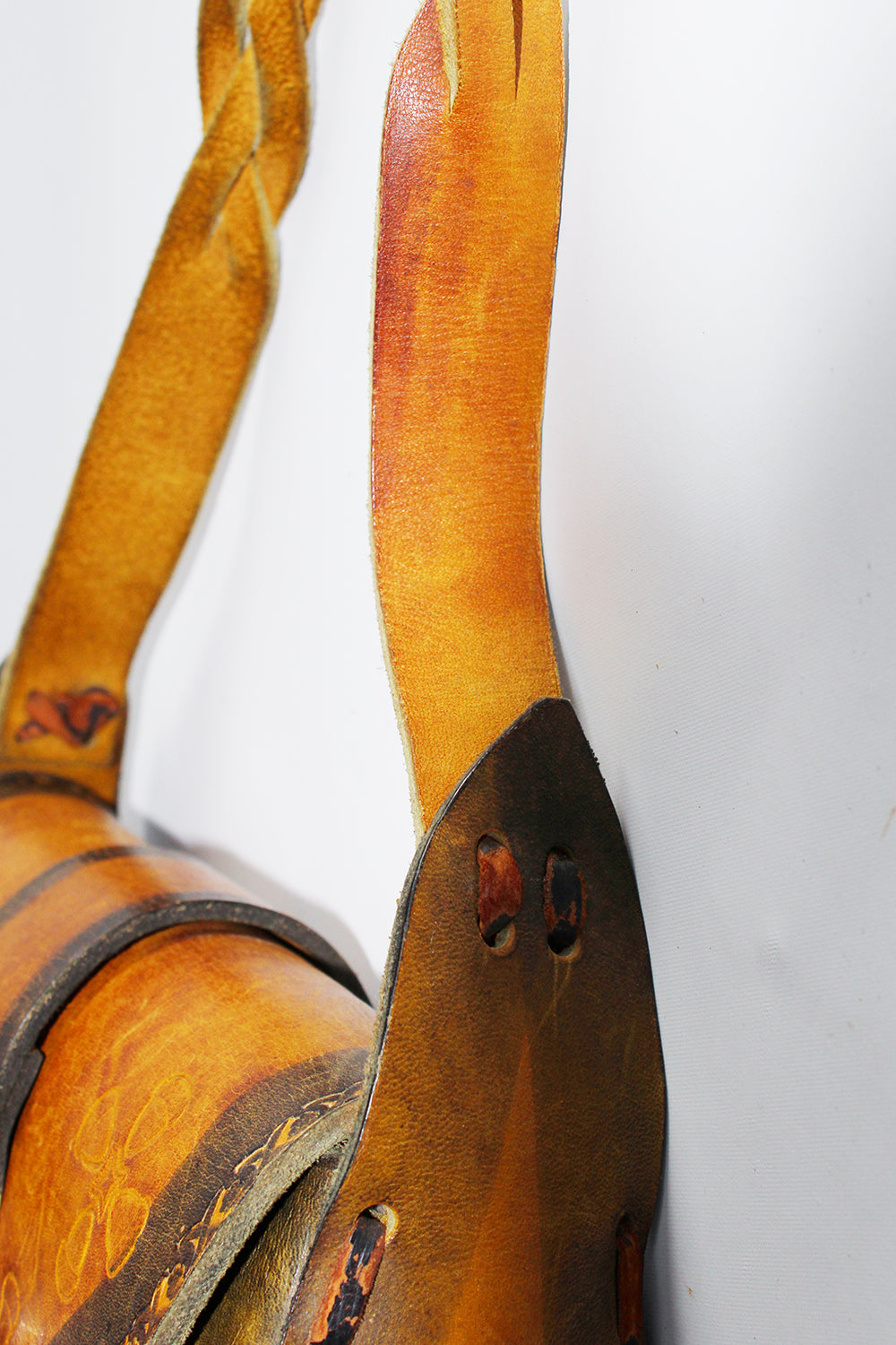 Vintage handbewerkte Tuigleer schoudertas