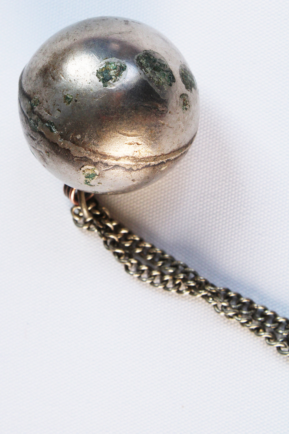 Vintage jaren 70 ketting met grote metalen bol