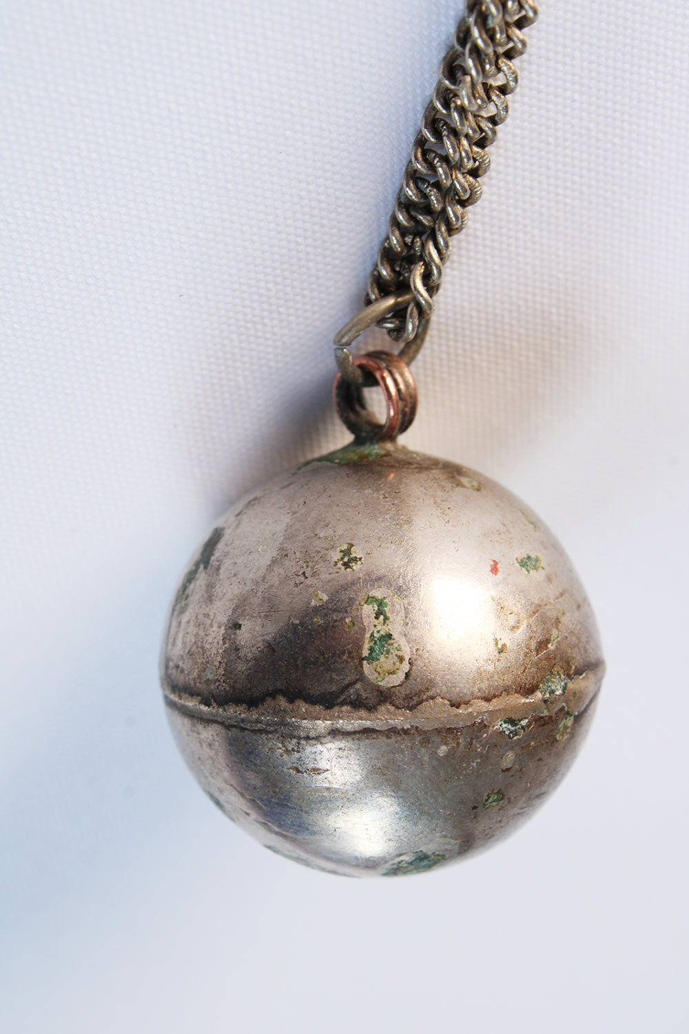 Vintage jaren 70 ketting met grote metalen bol