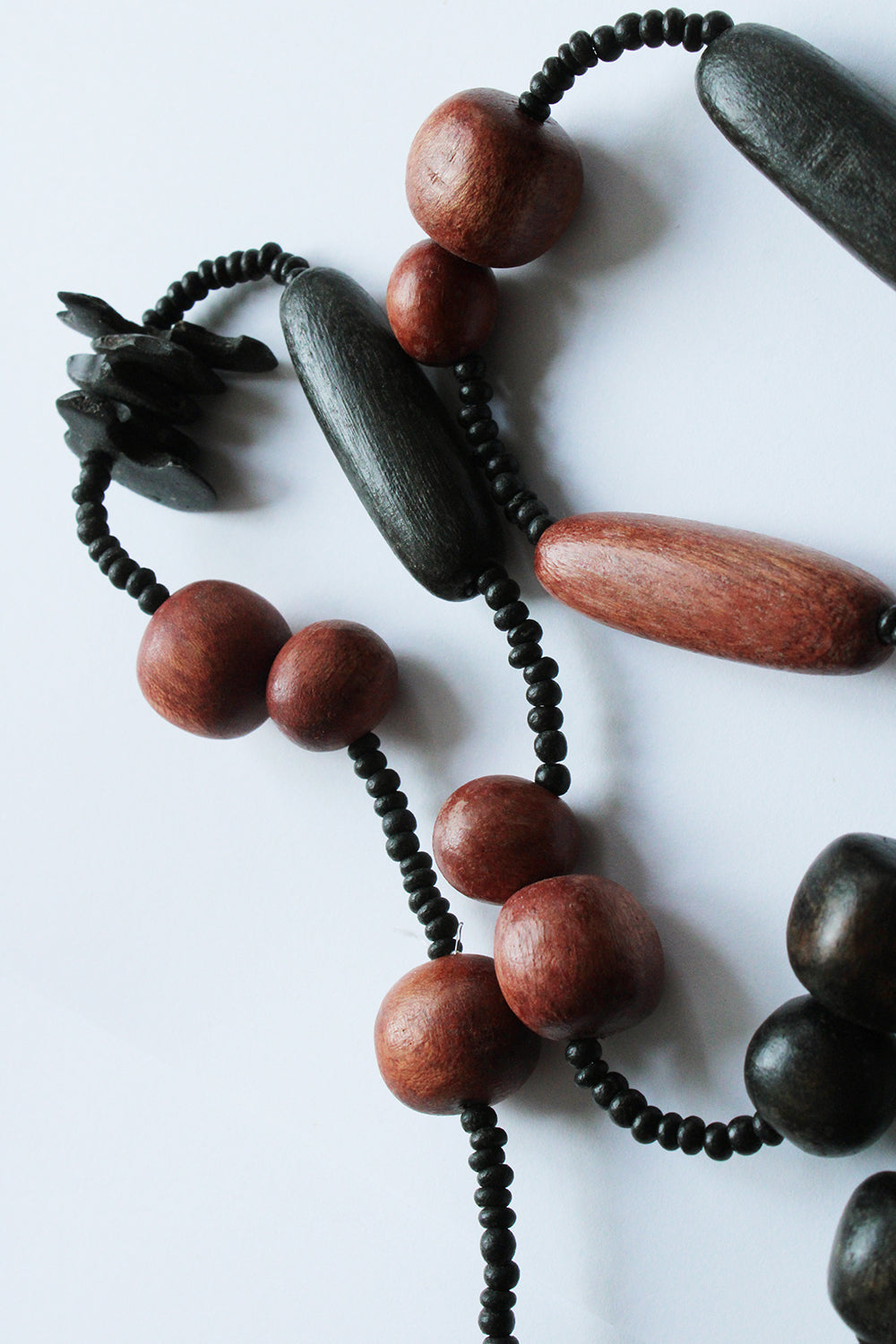Vintage ketting met houten kralen