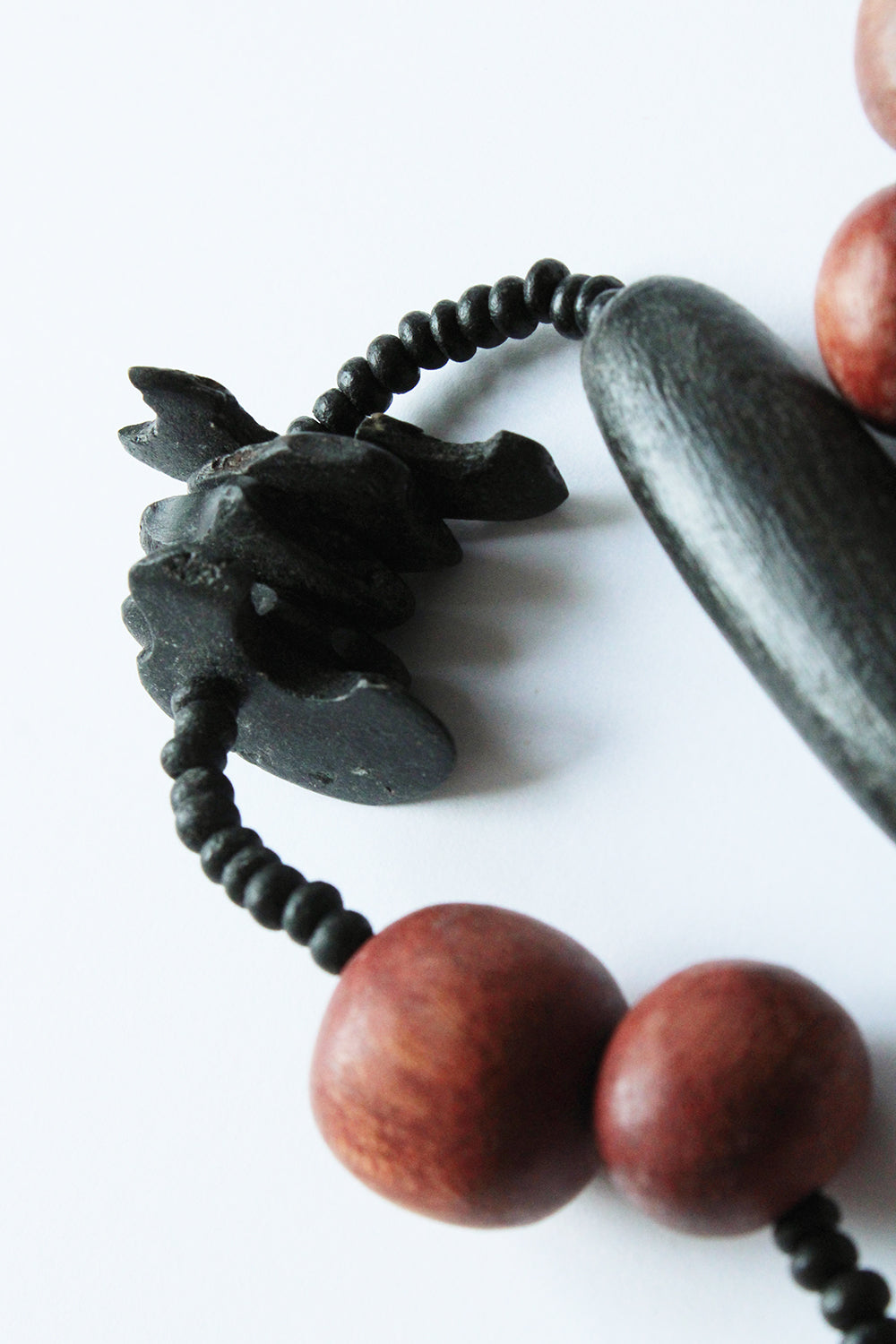 Vintage ketting met houten kralen