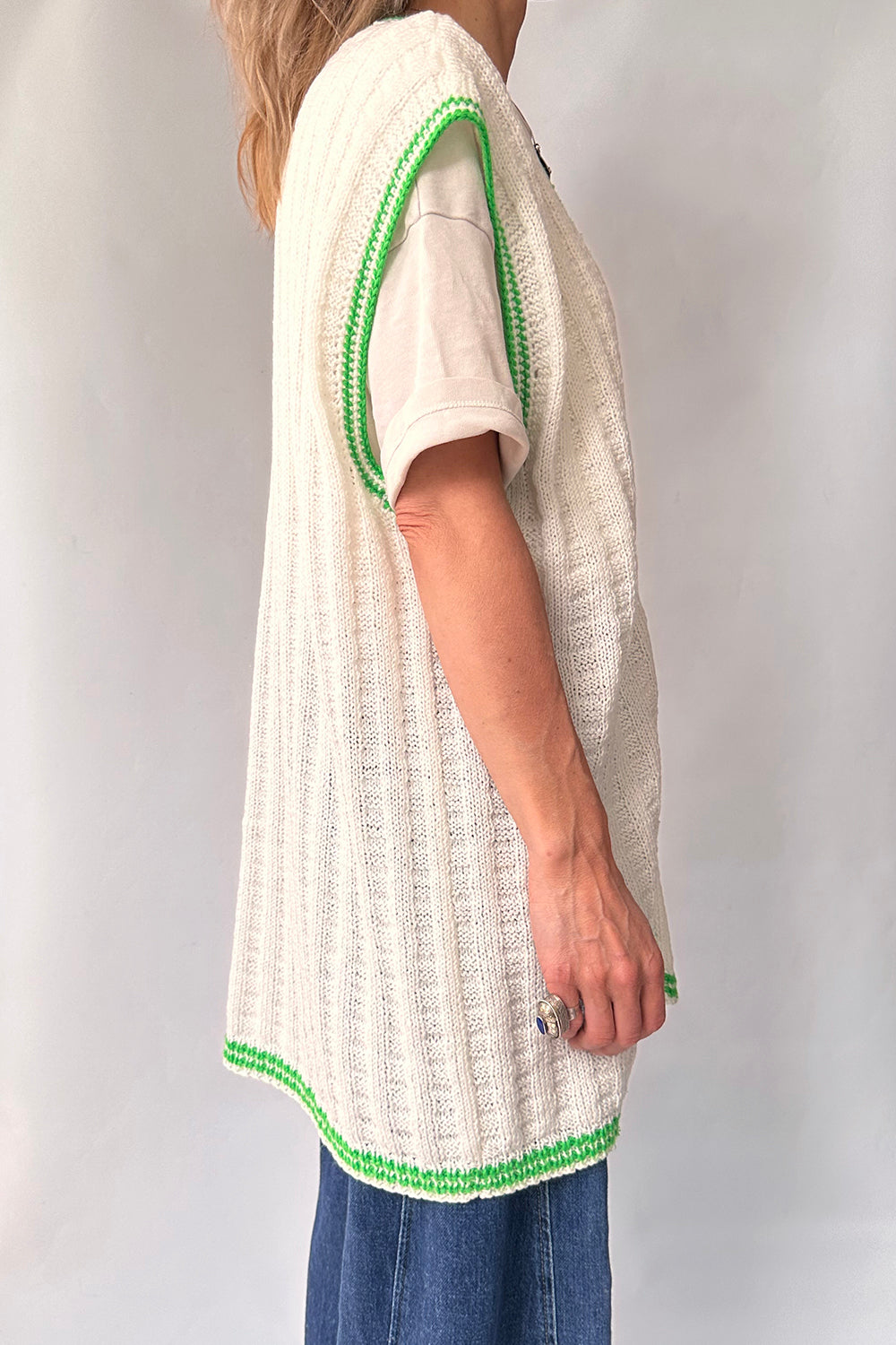 Vintage oversized 1960s mouwloos vest