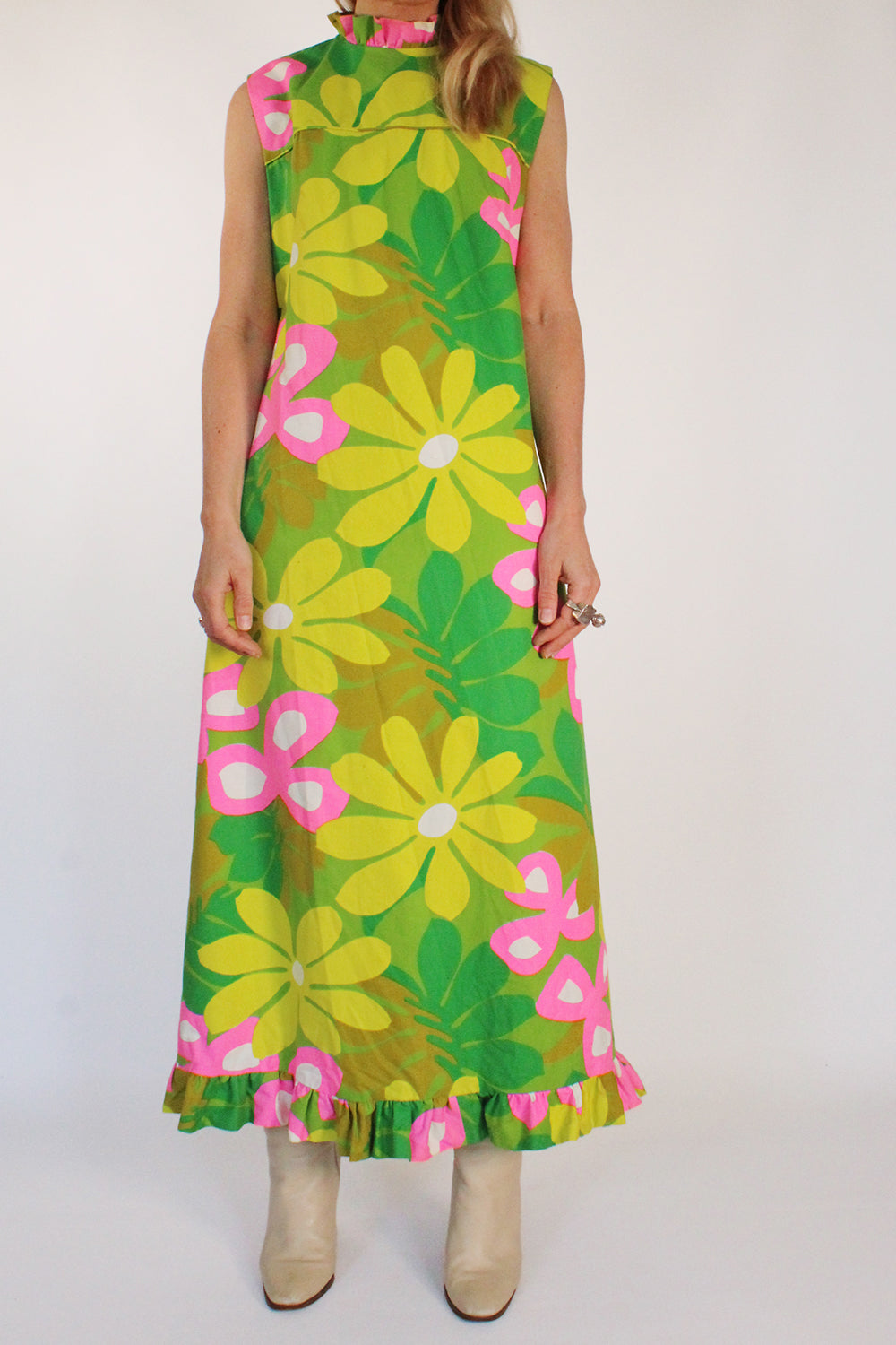 Vintage jaren 60 handgemaakte Hawaii jurk groen-multi met floral print - katoenen wijd uitlopende jurk maat 34-36