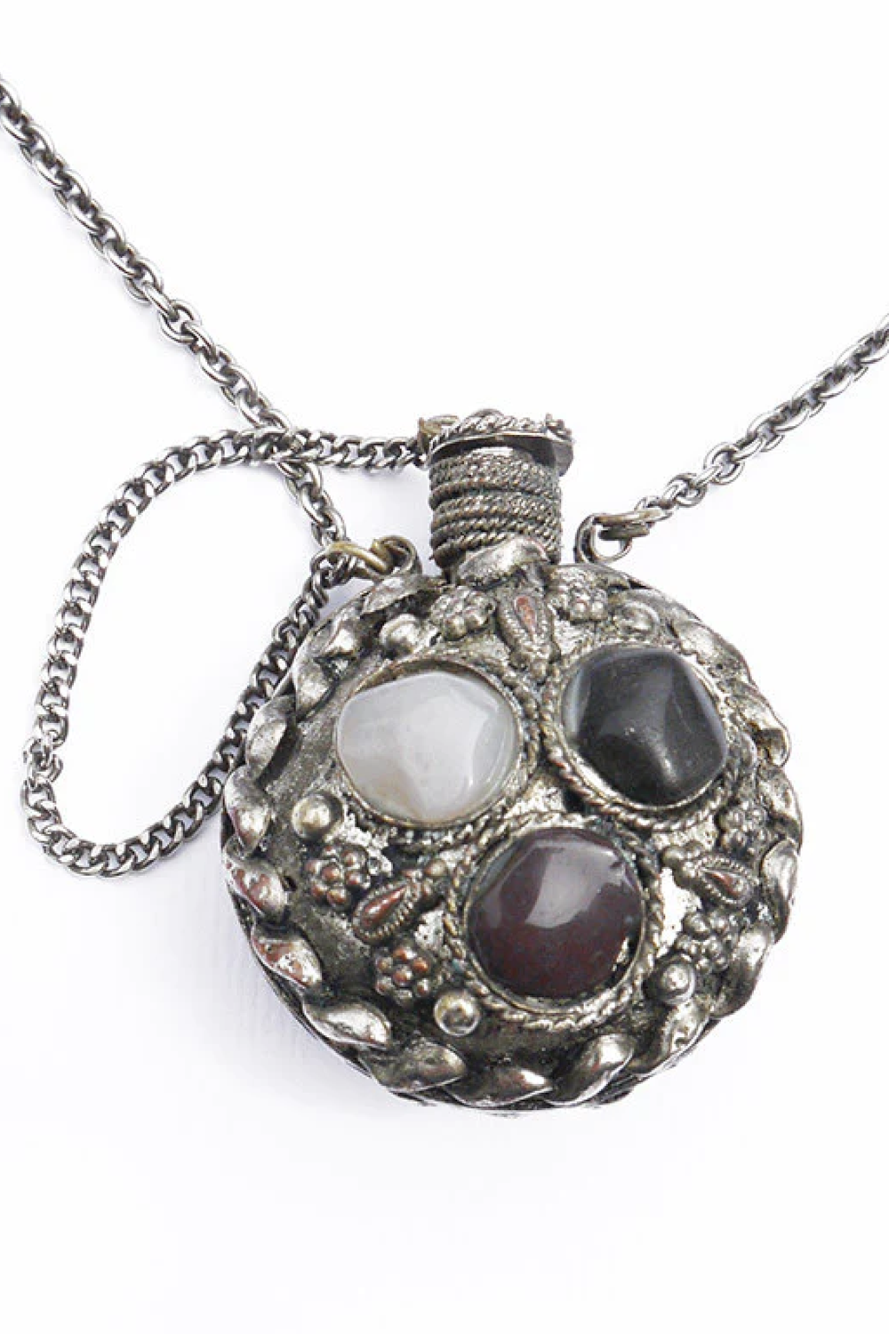 Vintage Indiase ketting met parfumflesje