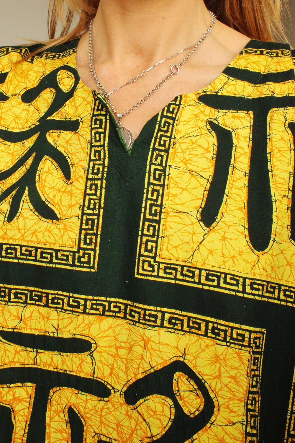 Vintage 70s Batik kaftan