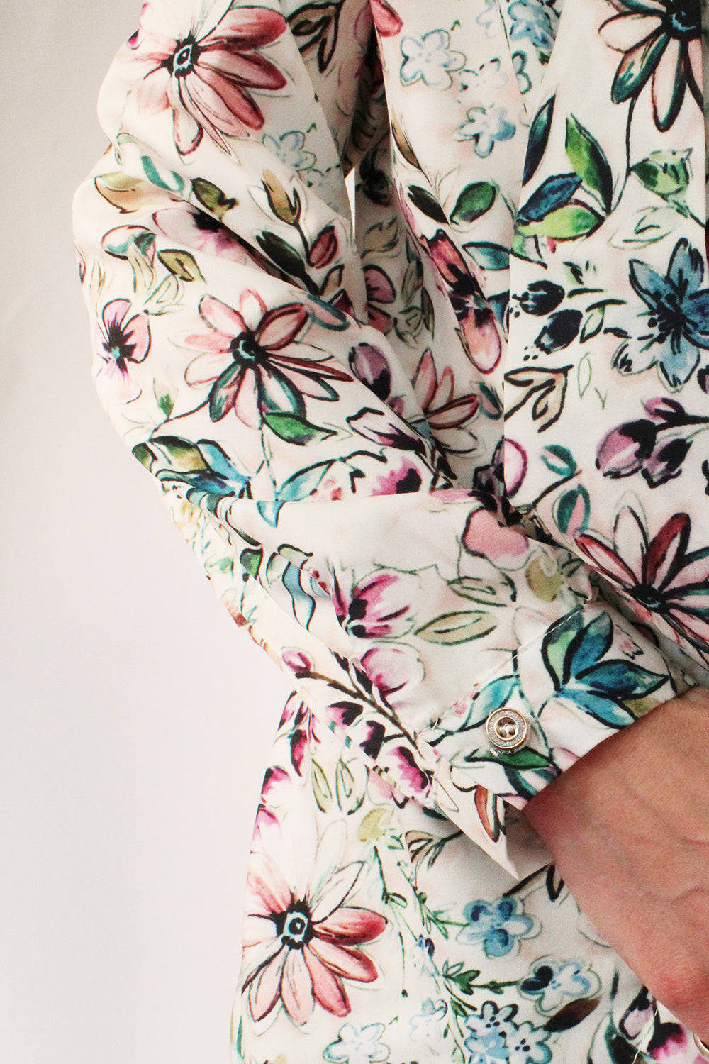 Vintage 70s secretary blouse
