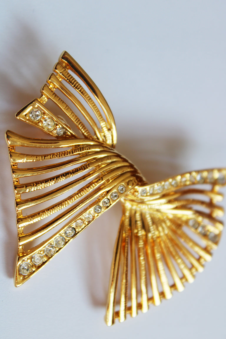 Vind metalen broche op - april 2026 Vind metalen broche op - april 2026